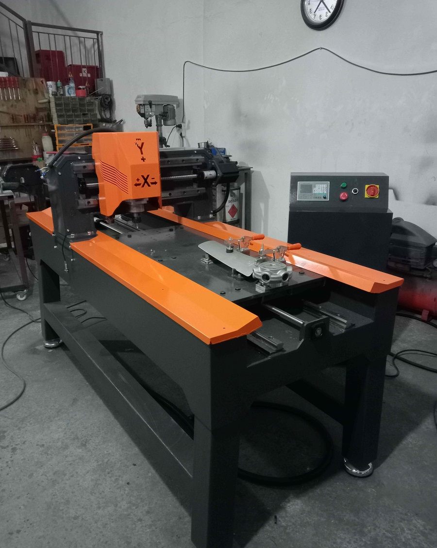 CNC Alüminyum Kanat Kesme Makinesi
